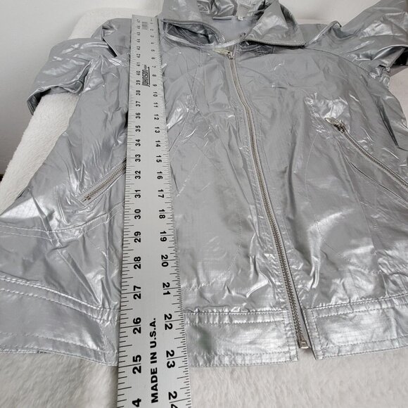 Zenergy by Chico's Womens Sz 1 Silver Metallic Full Zip Windbreaker Jacket - Picture 7 of 7